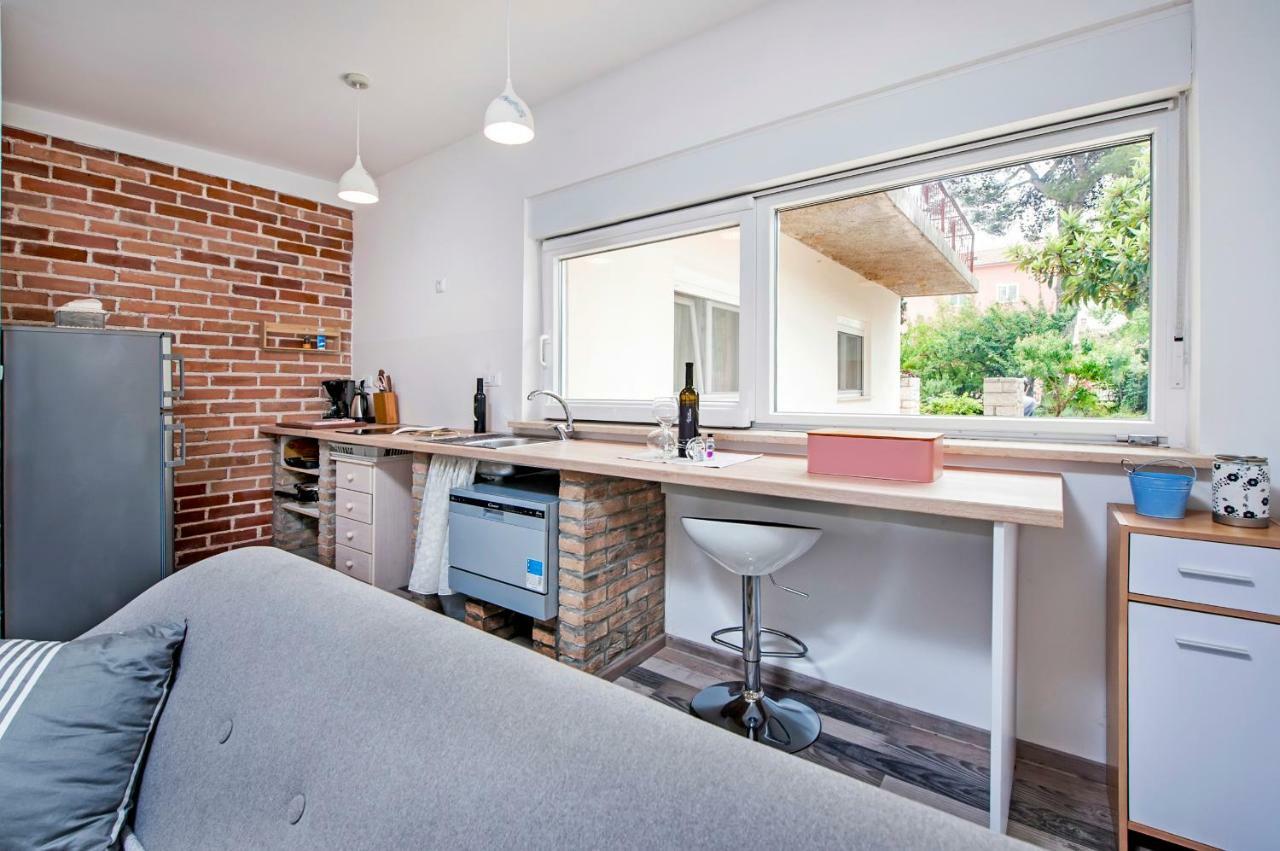 Paola Cozy Apartment Rovinj Eksteriør billede
